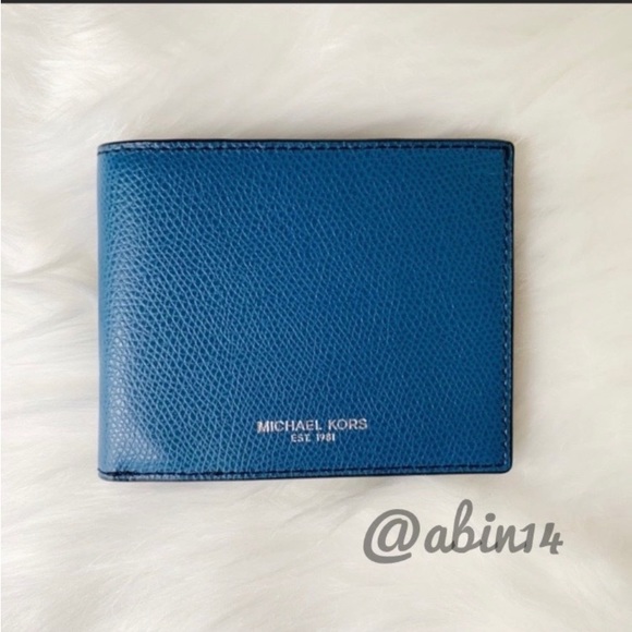NWT Michael Kors Slim Leather Billfold Wallet - Picture 5 of 7